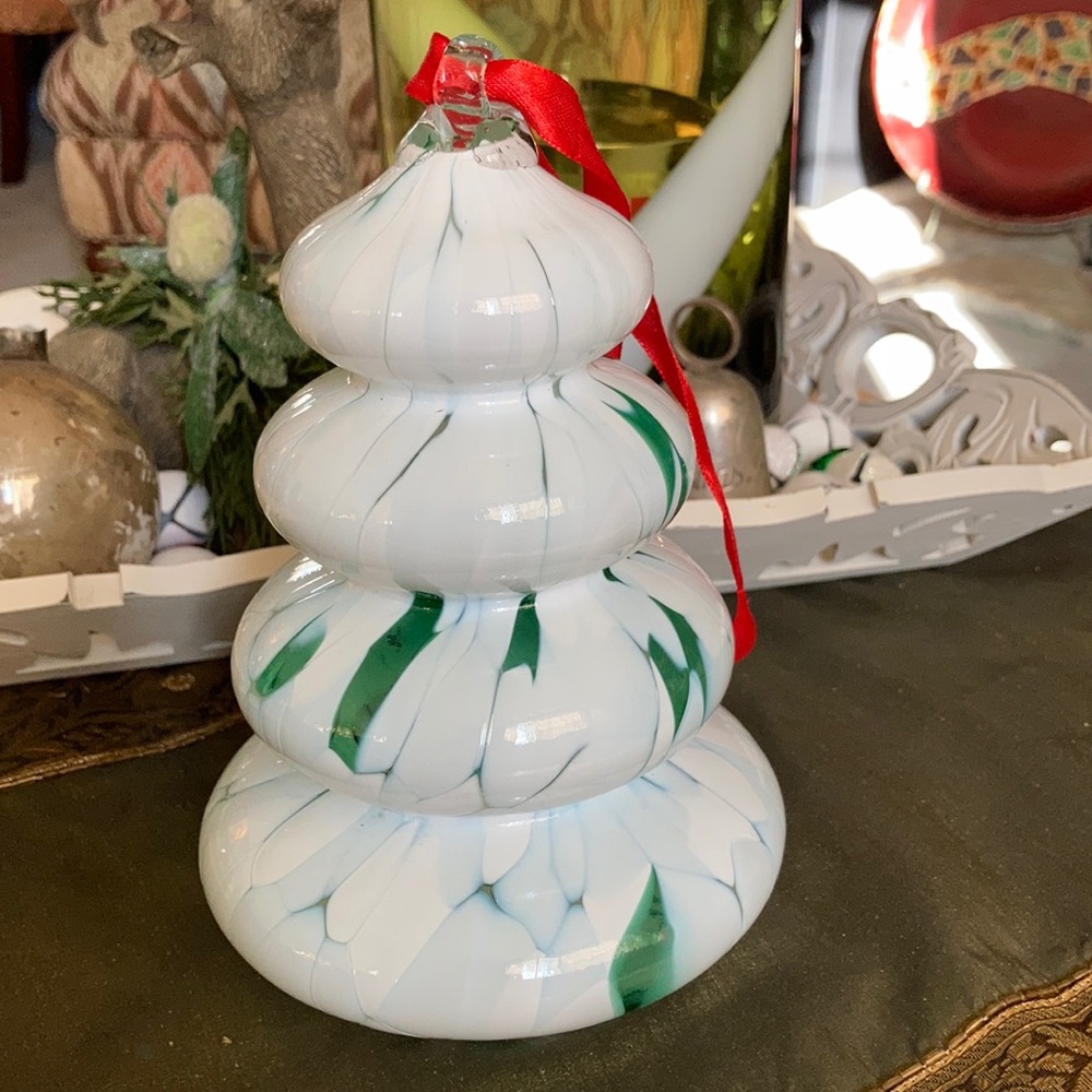 Large Christmas tree ornament or decor, beautiful!
